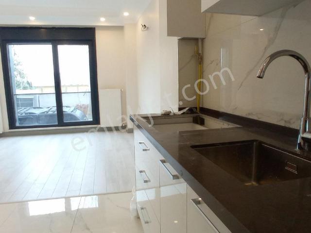 Safir Bakırköy Gayrimenkulden Ters Dubleks Kiralık Daire