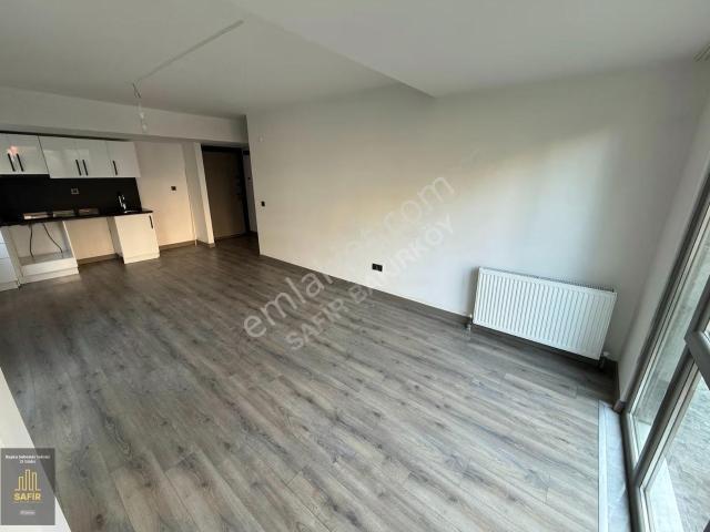 Safir Bakırköy'den Şişli'de 1+1 Kiralık eşyalı/eşyasız Daire