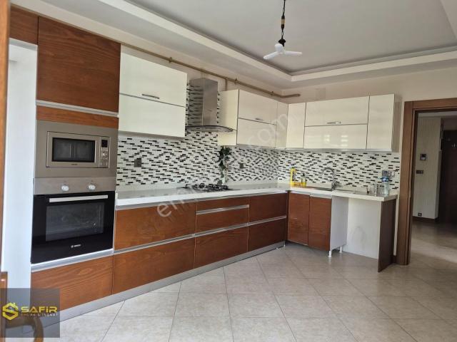 Safir'de N.evler Mah. M.akif Okulu Yanı Kiralık 4+1 Geniş Daire