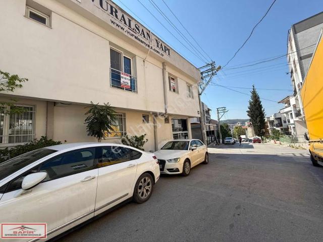 Safir'den Üniversite Kapısı Karşısı Geniş 1+1 Daire