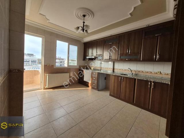 Safir'den Devlet Hastanesi Civarında 3+1 Geniş Kiralık Daire