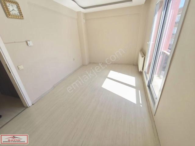 Safir'den Kiralık Balkonlu Daire