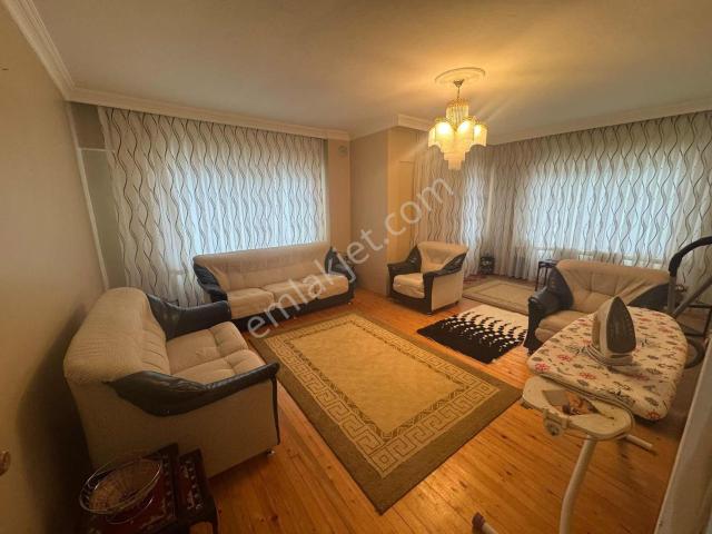 Safran Yolu Dere Mah.ünüversite Yakınında 2+1 Kiralık Eşyalı