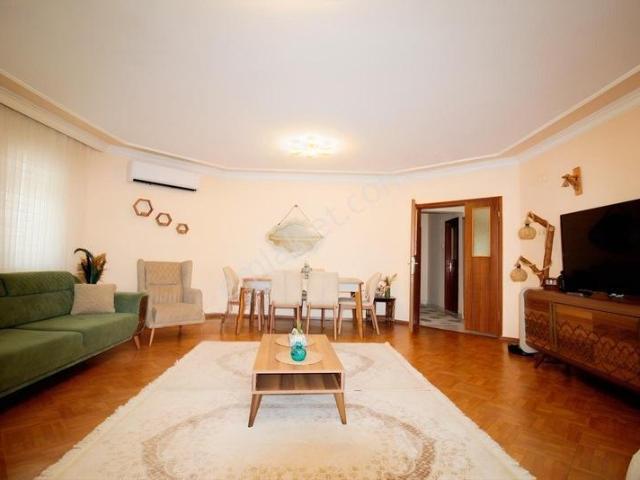 Safranbolu Aşagı Tokatlı Çağdaşkent De Satılık 3+1 Geniş Daire