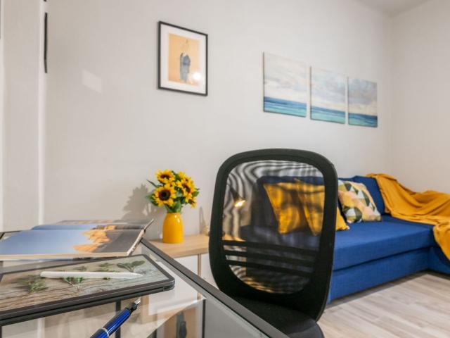 Sage&Rosemary Home with Garden by Pleiades Home, Pisa Amsterdam Apartments for Rent