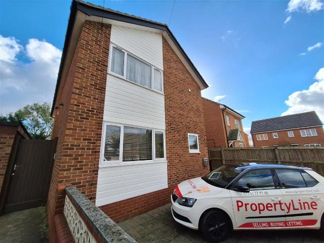 Sages Lane, Peterborough PE4, 2 bed flat to rent, £850 pcm | PrimeLocation
