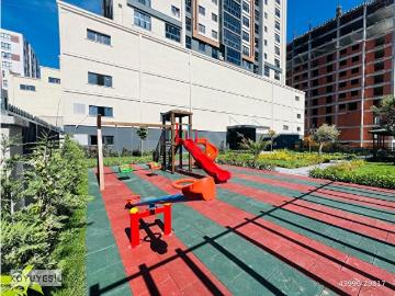 SAHİBNDEN SATILIK OTOPARKLI GÜVENLİKLİ METROYA YAKIN SİTE İÇİ