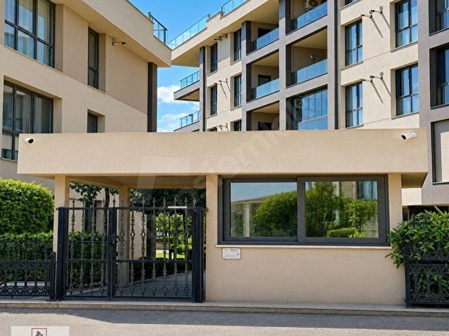SAHİL MAHALLESİ VİLLA TADINDA MARİNAYA KOMŞU 3+1 SATILIK DAİRE