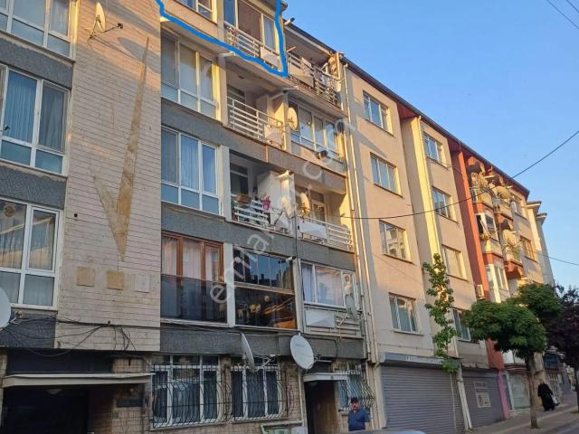 Sahibinden Maksem'de Caddesi Üzerinde