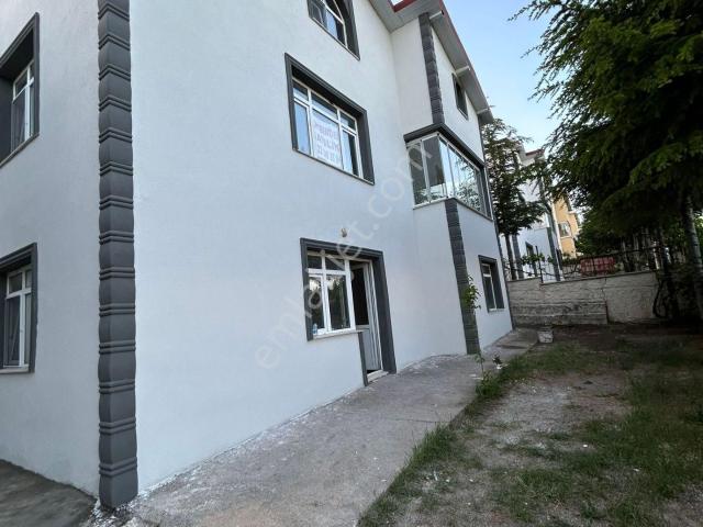 Sahibinden Memlik Güneykent Sitesinin En İyi Konumunda Manzaralı Villa