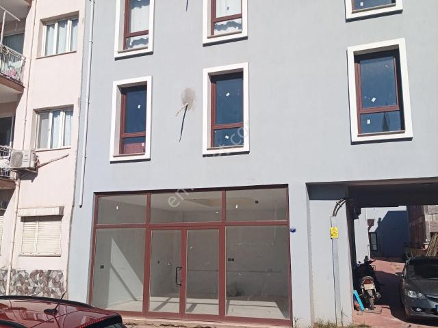 Sahibinden Bengisu Mah,cad Üzerinde Çarşı Ve Merkeze 100 Metre Mesafede Eşyalı Kiralık 1+1,2kat Daire