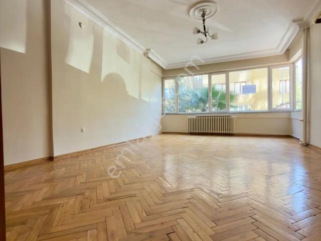 Sahibinden Merkezi Konumda 1+1 Kiralık Daire