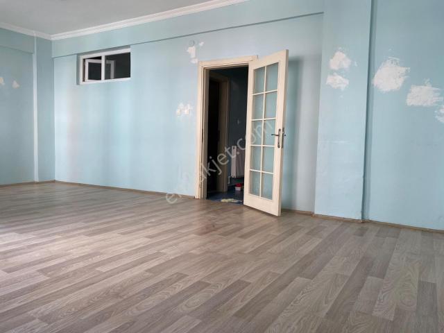 Sahibinden Merkezi Konumda 2+1 Daire