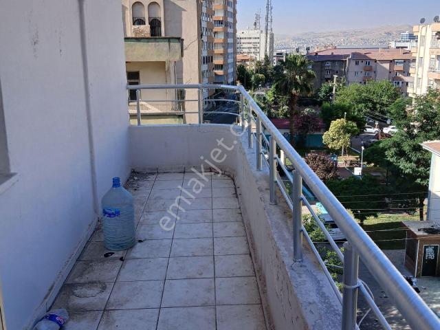 Sahibinden Merkezi Konumda Doğalgazlı Tüm Bakımları Yeni Yapılmış Yeni Daire