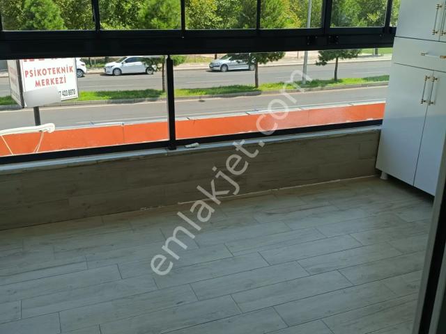 Sahibinden Nevroz Park Karşısı Tarhan Livia Sitesi Caddeye Ve Parka Sıfır