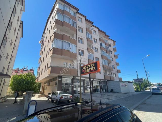 Sahibinden Beyşehir Bahçelievler’de 145 M² Geniş 3+1 | Asansörlü | 3 Cepheli | Otogara Yakın