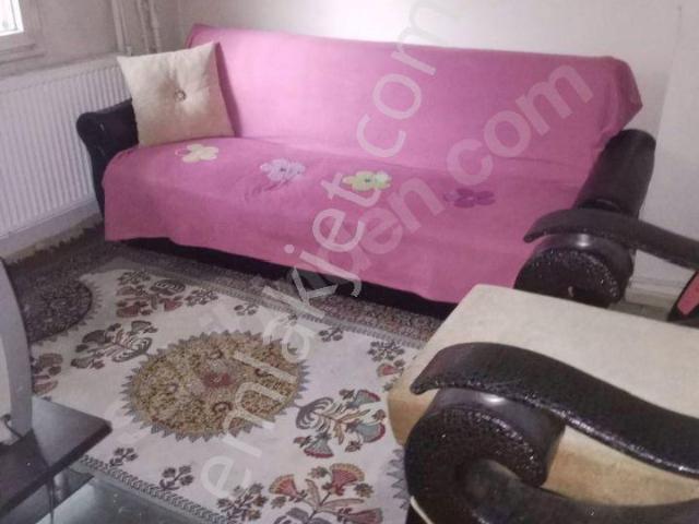Sahibinden Öğrenciye Kısmen Eşyalı Daire