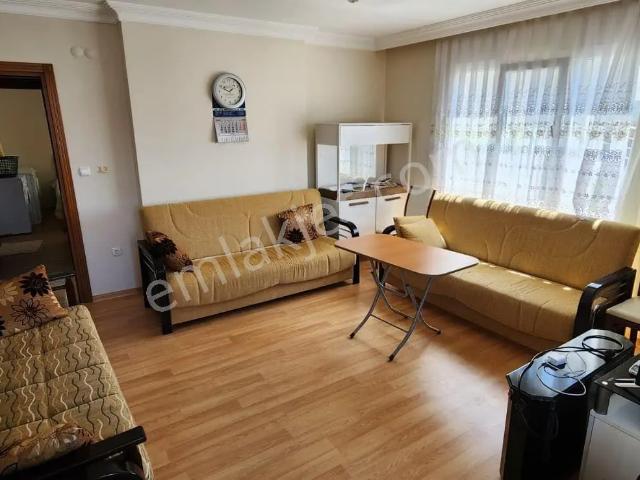 Sahibinden Ayvalık Sarımsaklıda 3+1 3.kat Daire