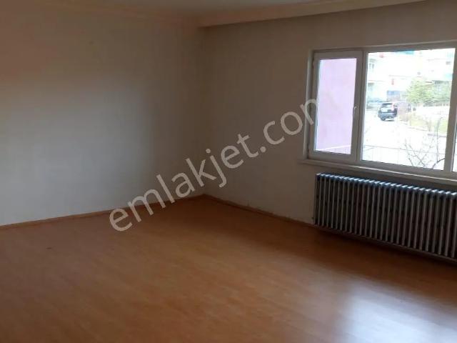 Sahibinden Ayvalı Kardeşler'de Geniş Balkonlu Ve Şehir Manzaralı 3+1 Daire