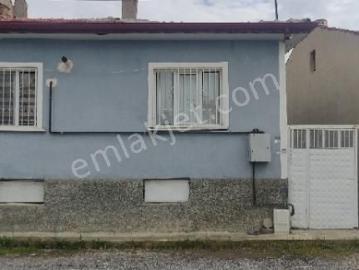 Sahibinden Acil Satılık Çarşıya Yürüme Mesafesinde Müstakil Ev