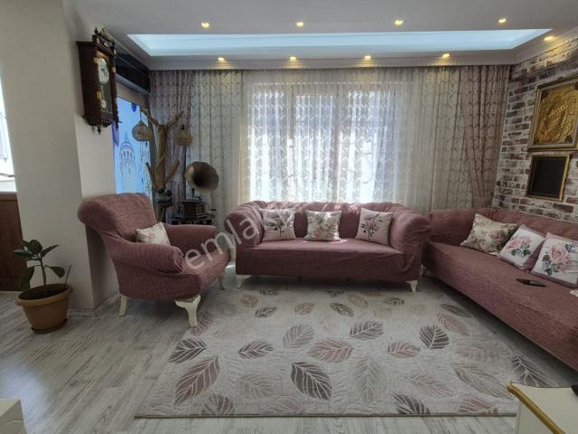 Sahibinden Acill Sahibinden 3+1 Satılık Yeşiltepe 2009 Yapım Asansörlü 3.kat Daire