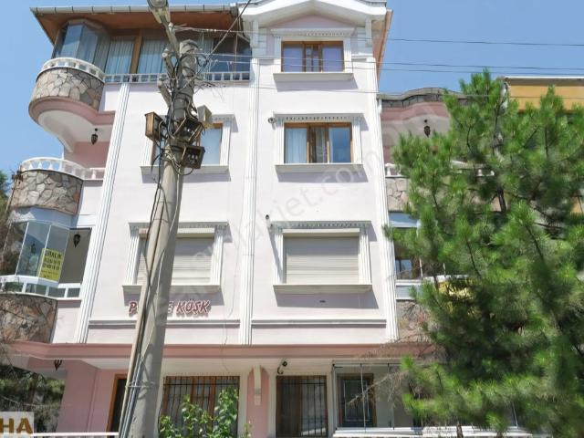 Sahibinden Aile İçin Geniş Daire Arakat Kombili Güney Doğu Cephe