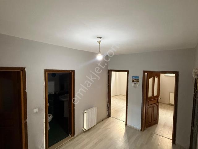 Sahibinden Akşemsettin Mahallesi Metro Yakını 2+1 Kiralık Daire/