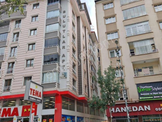 Sahibinden Ana Cadde Üzerinde Acil