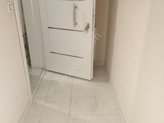 Sahibinden Anadolu Üniversitesi İletişim Kapı Yanı Kiralik 1+1 Abonelikler Kapali