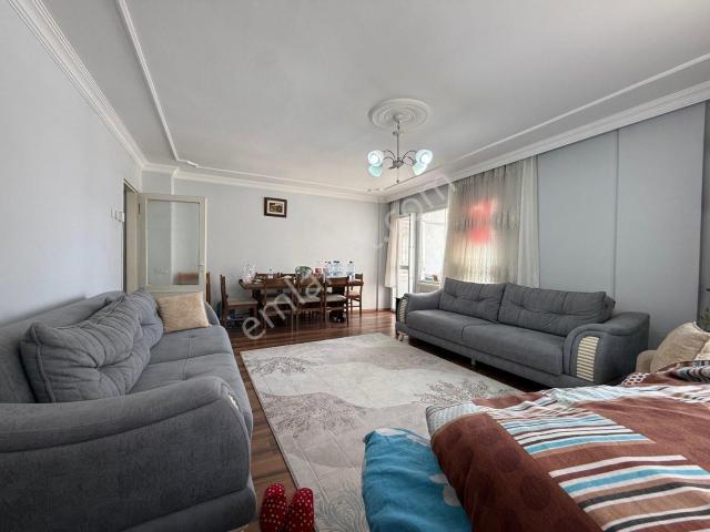 Sahibinden Çanakkale Caddesi Üzeri 120 M² Merkezi Konumda Satılık Daire