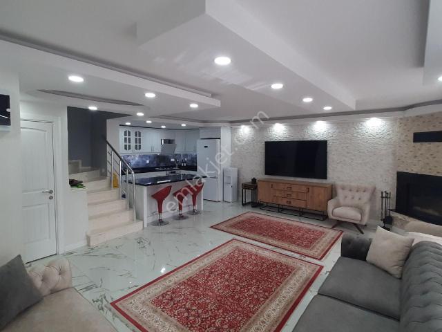 Sahibinden Çandarlı'da 4+1 Triplex Eşyalı
