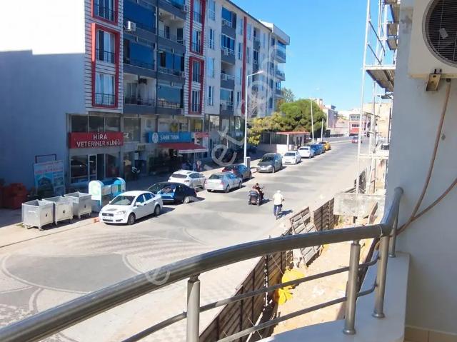 Sahibinden Çarşı Ve Pazaryerine Yakın 200 M² Geniş Balkonlu 2+1 Daire