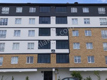 Sahibinden Ara Kat / Hastane Otobüs Duraklarına 100mt / Full Eşyalı / 1+1