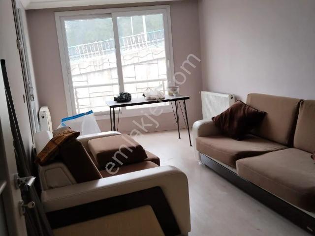 Sahibinden Buca Laleli'de 1+1 Balkonlu Önü Açık Homeros Bulvarı Kiralık Daire