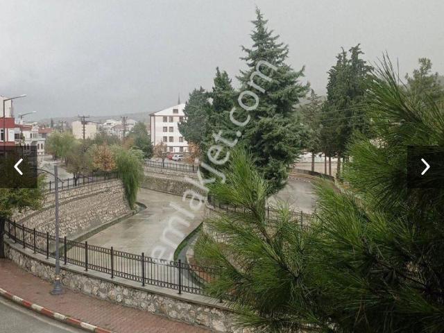 Sahibinden Burdur Merkezde Satılık 2 Katlı Müstakil Ev