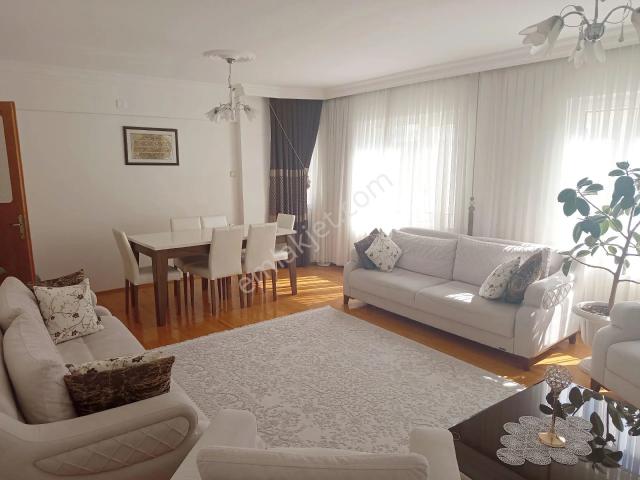 Sahibinden Burdur'un Kalbi Konak Mahallesinde 3+1 Geniş Daire