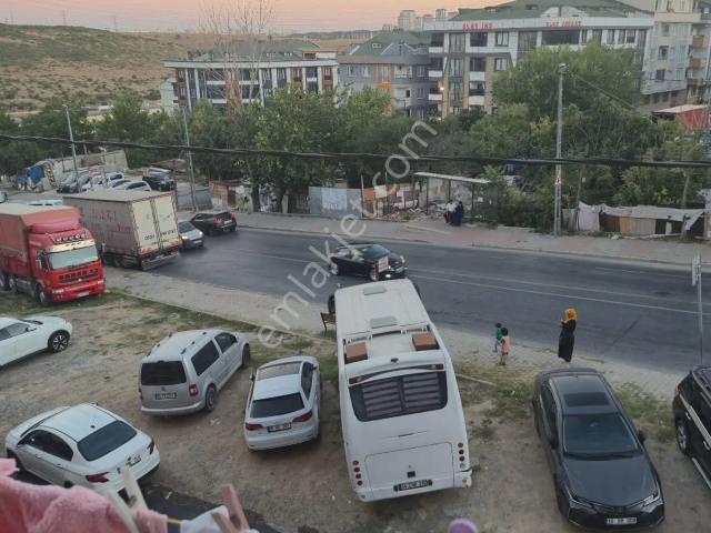 Sahibinden Başakşehir Güvercintepe'de Satılık Merkezi Konumlu 2+1 Daire