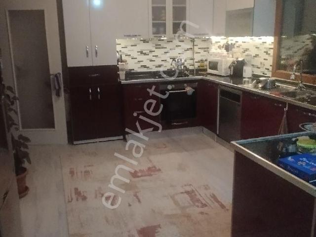 Sahibinden Bağcılar Aram Tigran Caddesinde 4,5+1 Full Masraflı Lüx Daire