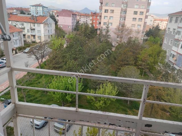 Sahibinden Bakımlı Hesaplı 3+1. Daire Malazgirtte