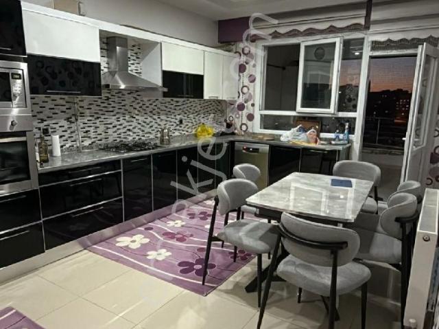 Sahibinden Bahçeşehir B Blokta Satılık 4+1
