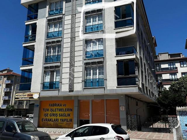 Sahibinden Bahçeli Cami Karşısı Merkezi Konumda 2+1 Satılık Daire