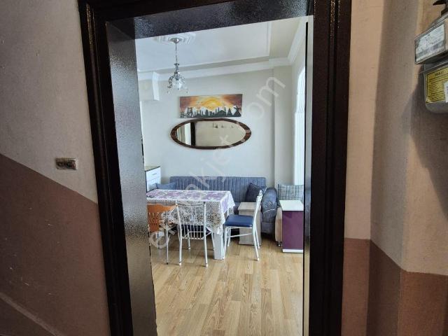 Sahibinden Bayrampaşa Orta Mah. Satılık 2+1 Ev