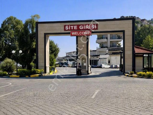 Sahibinden Baytur Korukent'te 2.kat 3+1 | 135 M² Net | Havuzlu Site