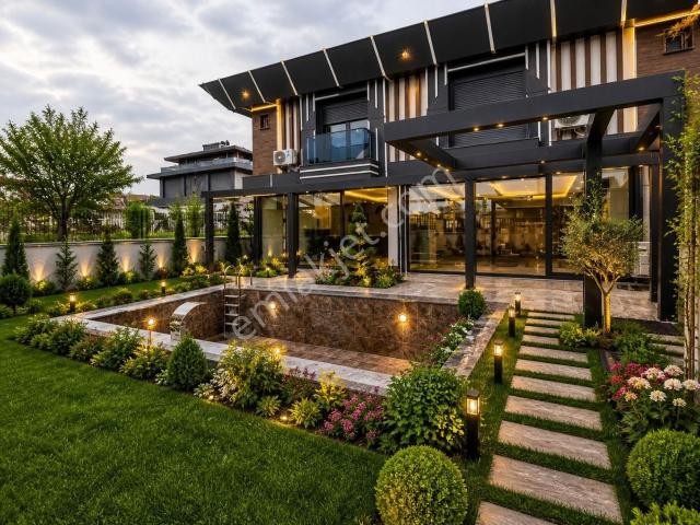 Sahibinden beylikdüzü Deregzinda 400m2 Bahçeli Özel Tasarım Modern Lüks Villa