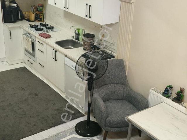 Sahibinden Bornova Tuna Mahallesi'nde Satılık 3+1 Giriş Kat Daire