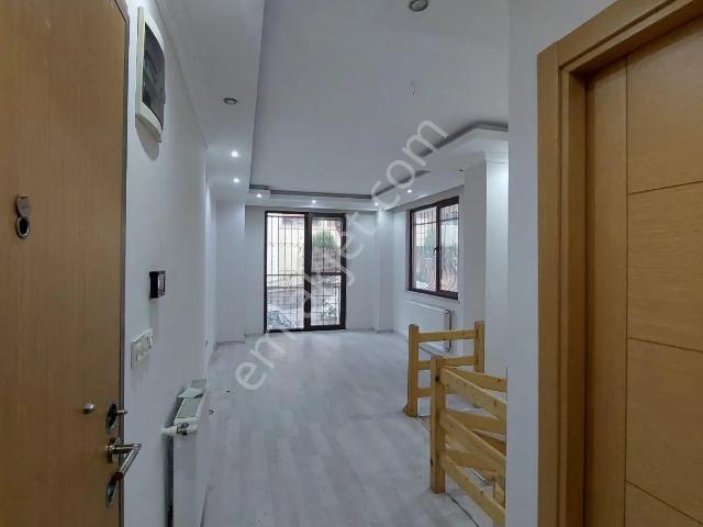 Sahibinden Cevizli'de Merkezi Konumda 2+1 Ters Dubleks Kiralık Daire