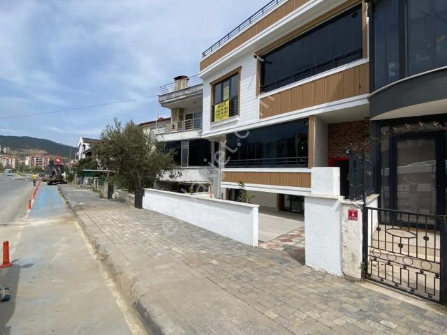 Sahibinden Edremit Hamidiye Mahallesi'nde Satılık 5+1 Geniş Villa