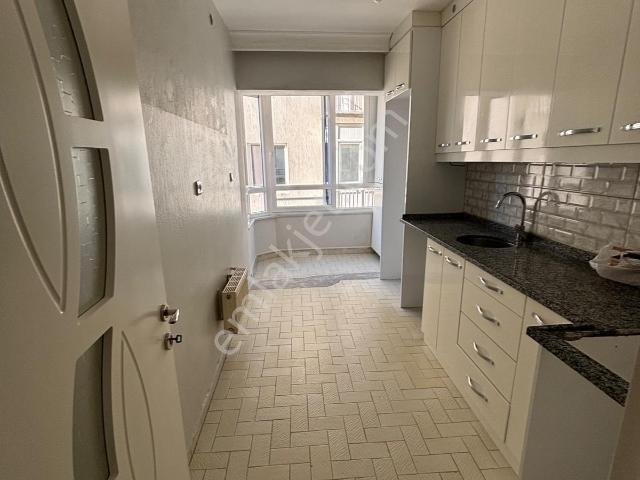 Sahibinden Emek Caddesinde Kiralık Daire
