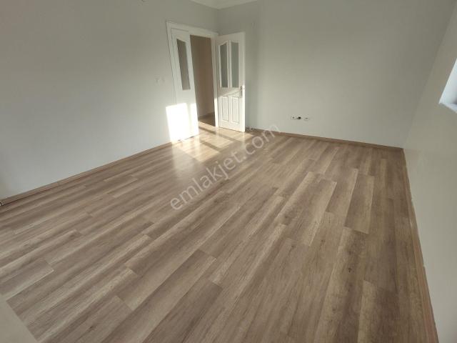 Sahibinden Emlak Ofisinden Gürsel Mahallesi 2+1 Ara Kat Kiralık Daire