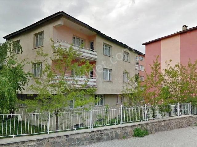 Sahibinden Erzurum Yunus Emre Mahallesi'nde Şahane Konumda Kombili 3+1 Kiralık Daire